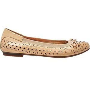 Vionic Spark Surin ballet flats with concealed orthotic arch support